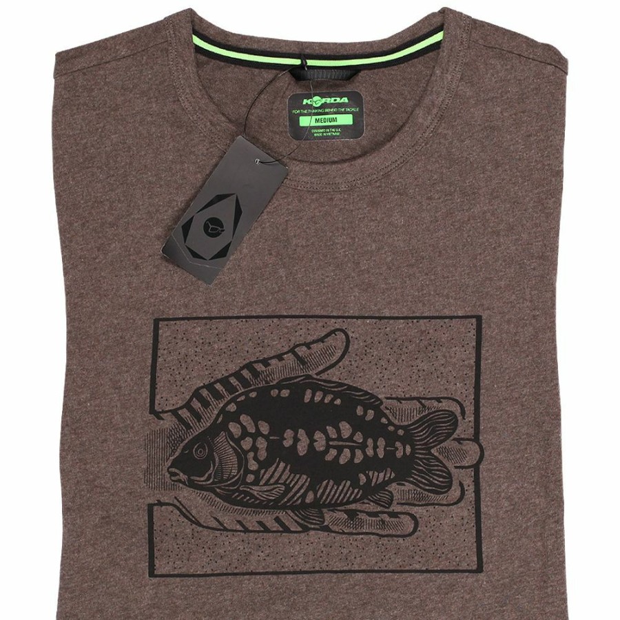 Clothing * | Best Deal Korda Carp In Hand T-Shirt Clothing